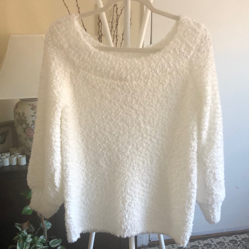NWT Windsor Fluffy Plush White Sweater For Women-Warm and Magical Look I M - Picture 4 of 15